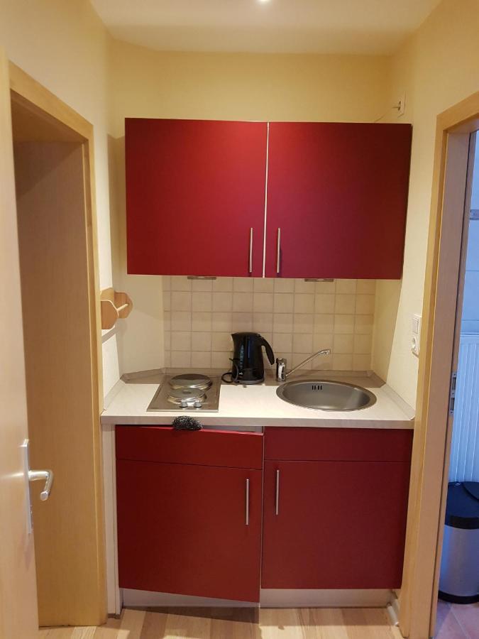 Ferienwohnung Wolthusen Emden Exterior foto